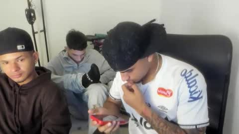 white online show from 06/02/26, 05:53