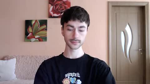 Snapshot of white_sport chatting on 01/12/26, 11:26 Tom online show from 01/12/26, 11:26