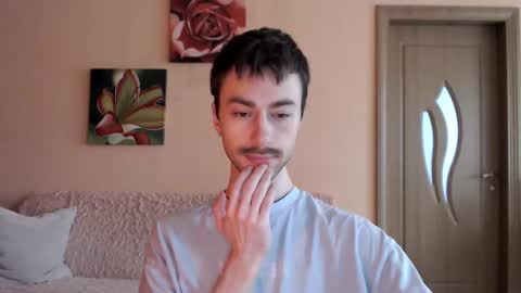 Snapshot of white_sport chatting on 02/06/26, 11:46 Tom online show from 02/06/26, 11:46