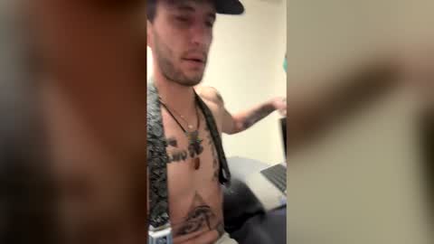 whiteboiiandhisbitch online show from 02/14/26, 03:36