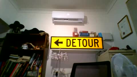 Snapshot of whiteboomer chatting on 07/17/26, 08:54 whiteboomer online show from 07/17/26, 08:54