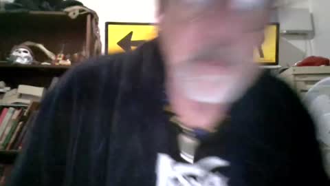 Snapshot of whiteboomer chatting on 07/22/26, 08:39 whiteboomer online show from 07/22/26, 08:39