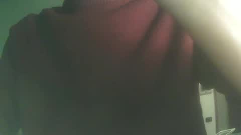 Snapshot of whiteduke81 chatting on 02/18/25, 02:16 Whiteduke online show from 02/18/25, 02:16