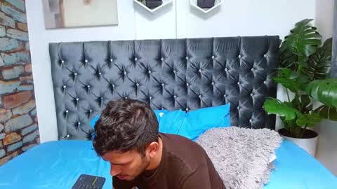 Dylan white online show from 02/26/25, 12:49