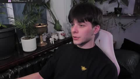 Gus online show from 02/07/25, 08:42