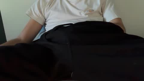 whiteeuropaboy online show from 02/24/26, 05:11