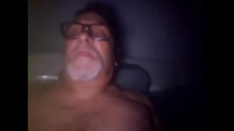 Snapshot of whiteoak19522 chatting on 04/01/26, 09:54 whiteoak19522 online show from 04/01/26, 09:54