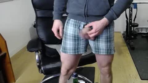 Snapshot of whiterabbit_86 chatting on 12/19/24, 06:01 whiterabbit_86 online show from 12/19/24, 06:01