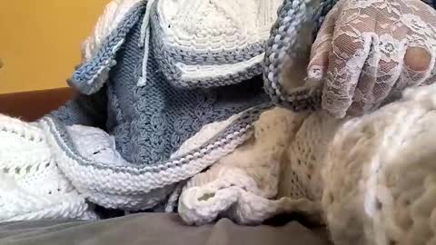 whitesweater online show from 03/17/26, 07:12