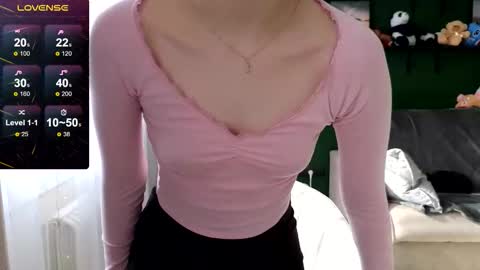 Snapshot of whitney311_ chatting on 02/25/26, 07:18 whitney311_ online show from 02/25/26, 07:18