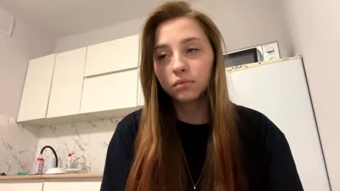 Vicky online show from 03/24/26, 08:14