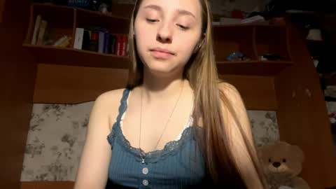 Vicky online show from 04/01/26, 09:45