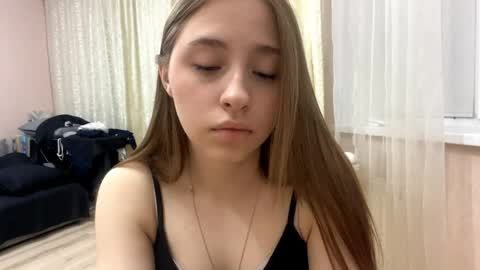 Vicky online show from 04/14/26, 09:10