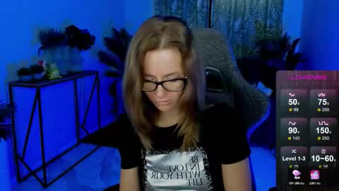 whitneypunnch online show from 11/06/25, 08:26