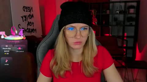 whitneypunnch online show from 02/02/26, 03:11