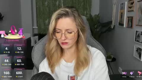 whitneypunnch online show from 03/06/26, 03:08