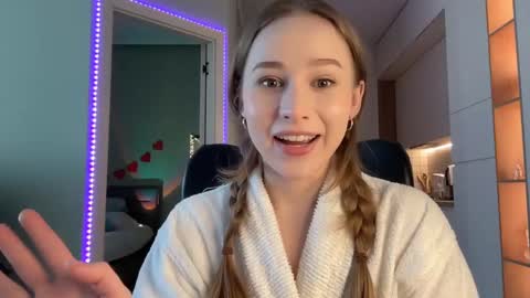 Alisa online show from 12/15/24, 09:35