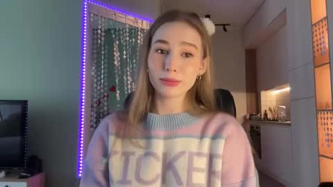 Alisa online show from 12/29/24, 06:35