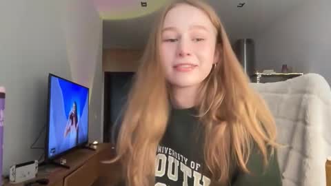 Alisa online show from 10/27/25, 07:23