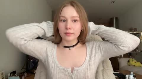 Alisa online show from 05/15/26, 07:48