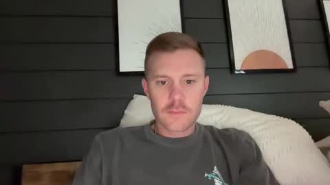 Snapshot of whoops1017 chatting on 12/10/24, 02:17 whoops1017 online show from 12/10/24, 02:17