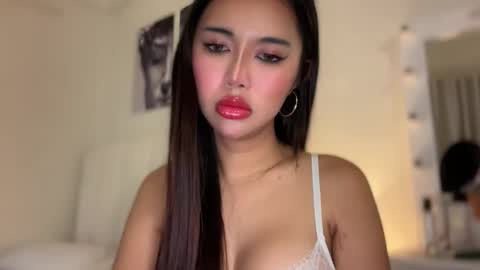 Sofia online show from 03/23/26, 05:50