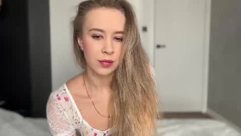 Alice online show from 02/16/25, 01:49