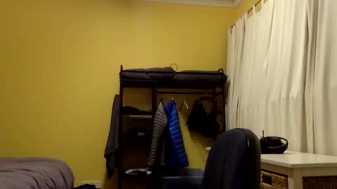 whynotfly1 online show from 09/15/25, 09:20