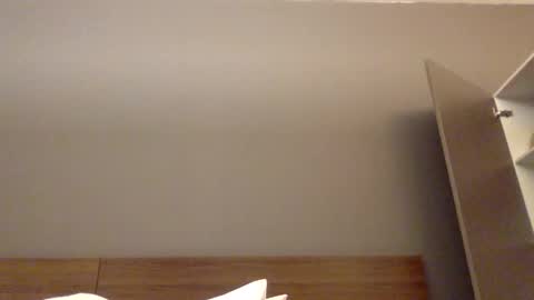 whynotfly1 online show from 10/22/25, 10:59