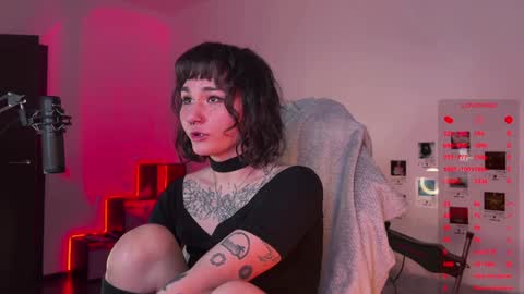 Snapshot of whysosweet chatting on 12/02/24, 01:58 iggy iggz online show from 12/02/24, 01:58