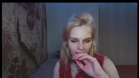 Victoria online show from 03/01/25, 03:21