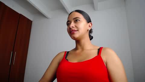 Ilauren online show from 03/29/26, 02:00