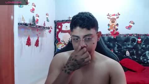 Snapshot of wiilliam_20 chatting on 12/24/24, 02:01 wiilliam online show from 12/24/24, 02:01