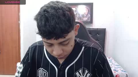 Snapshot of wiilliam_20 chatting on 02/08/25, 12:39 wiilliam online show from 02/08/25, 12:39