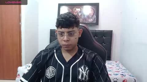 Snapshot of wiilliam_20 chatting on 02/08/25, 03:42 wiilliam online show from 02/08/25, 03:42