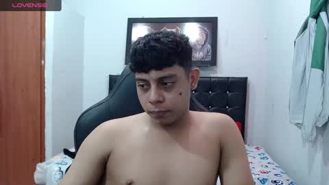 Snapshot of wiilliam_20 chatting on 02/15/25, 03:06 wiilliam online show from 02/15/25, 03:06