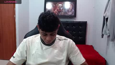 Snapshot of wiilliam_20 chatting on 02/20/25, 11:53 wiilliam online show from 02/20/25, 11:53