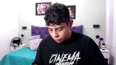 Snapshot of wiilliam_20 chatting on 09/18/25, 05:04 wiilliam online show from 09/18/25, 05:04