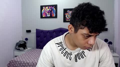 Snapshot of wiilliam_20 chatting on 09/26/25, 02:10 wiilliam online show from 09/26/25, 02:10