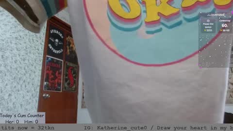 Snapshot of wild_kittys chatting on 03/06/25, 10:04 Katherine and James online show from 03/06/25, 10:04