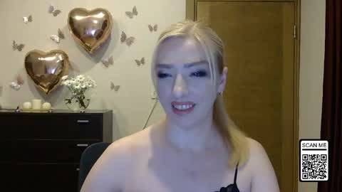 Snapshot of wild_silk_desire chatting on 05/11/26, 06:05 Alina online show from 05/11/26, 06:05
