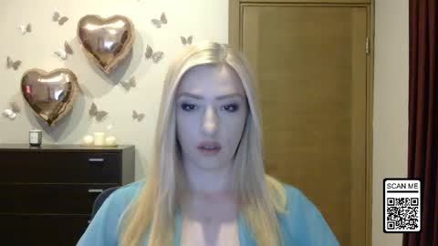 Snapshot of wild_silk_desire chatting on 06/01/26, 02:41 Alina online show from 06/01/26, 02:41