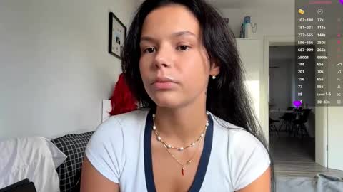 Mia online show from 10/26/25, 03:07