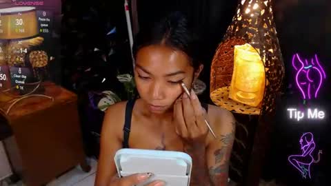 Snapshot of wildara chatting on 06/29/26, 10:43 wildara online show from 06/29/26, 10:43