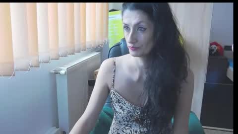 Bea online show from 11/15/25, 10:01