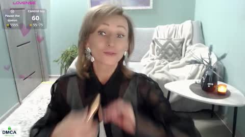 Helen online show from 03/27/26, 05:57