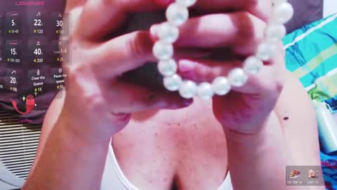 Snapshot of wildhotasianx chatting on 12/28/24, 12:13 wildhotasianx online show from 12/28/24, 12:13