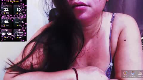 Snapshot of wildhotasianx chatting on 10/06/25, 09:45 wildhotasianx online show from 10/06/25, 09:45