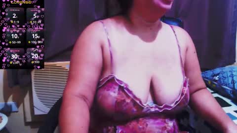 Snapshot of wildhotasianx chatting on 11/19/25, 09:15 wildhotasianx online show from 11/19/25, 09:15