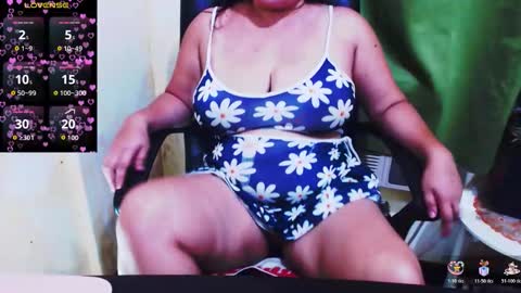 Snapshot of wildhotasianx chatting on 12/21/25, 05:25 wildhotasianx online show from 12/21/25, 05:25